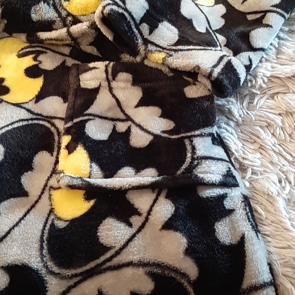 Batman Plush Robe Size Large (10) - Picture 7 of 12